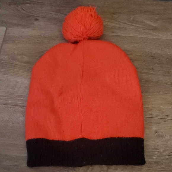 Marvel Red and Black Superhero Kids Beanie - Picture 2 of 3